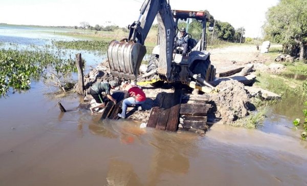 Sanjuaninos del Ñeembucú trabajan para superar secuelas de inundación - Edicion Impresa - ABC Color