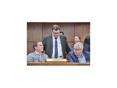 Rasmussen critica acción de Amarilla ante  Corte Suprema