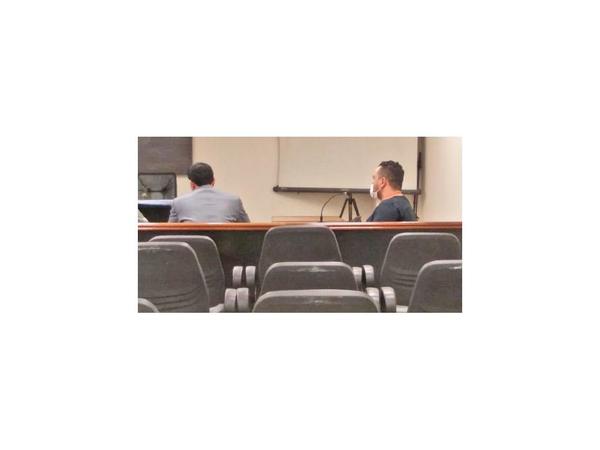 Jueza da permiso a líder del PCC para “tratarse”