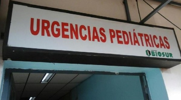 UNA MAMÁ FUE APREHENDIDA POR OBSTRUIR EL TRABAJO MÉDICO.