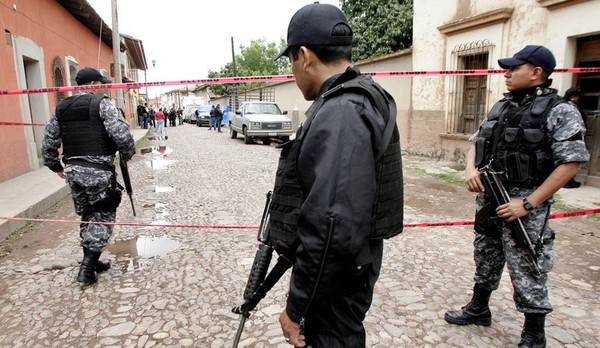 Sucesivos ataques a la Fiscalía General de Jalisco dejan cuatro muertos y dos heridos - Radio 1000 AM
