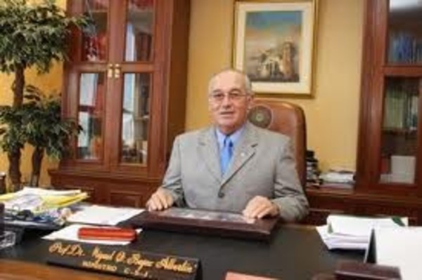 Exministro de la Corte podría ir a juicio oral - Radio 1000 AM