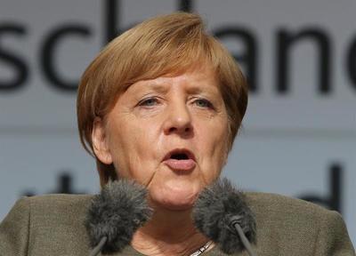 Merkel llama a luchar de forma consecuente contra la ultraderecha | .::Agencia IP::.