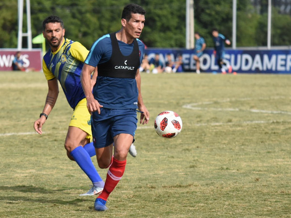 El Ciclón triunfa ante Capiatá en su primer amistoso