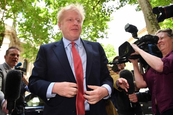 Disputa a gritos con su novia interfiere en la campaña de Boris Johnson - Internacionales - ABC Color