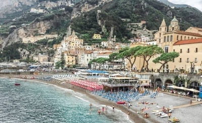 HOY / "Ese es el camino!", el tuit del canciller desde lujosa playa italiana desató ola de críticas