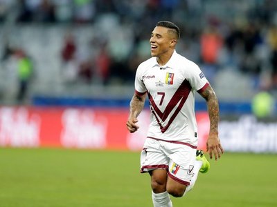 Venezuela supera a Bolivia y clasifica como segunda en su grupo