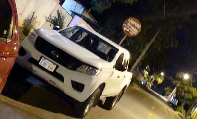 Nuevos gerentes de Petropar usan vehículos estatales como propios - Edicion Impresa - ABC Color