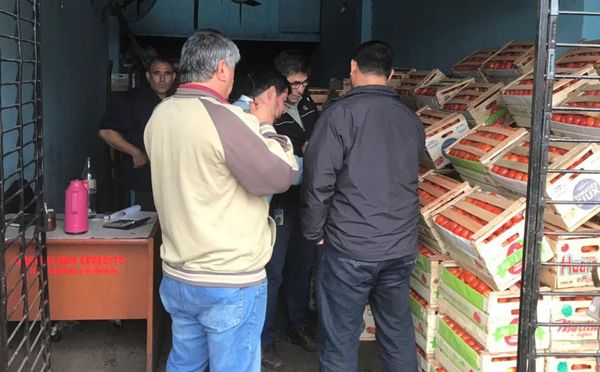 Senave Realiza controles en depósitos del Abasto | .::Agencia IP::.