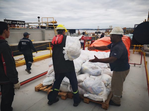 40 toneladas de alimentos llegan a damnificados del Chaco