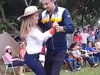 Caballo fue  "pista de baile" en la jineteada