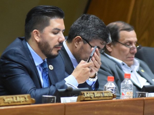 Imputado Portillo debe firmar ley de blindaje para enviar al Ejecutivo