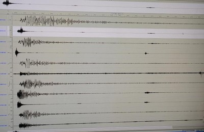 Violento sismo de 7,3 sacudió a Indonesia - Radio 1000 AM