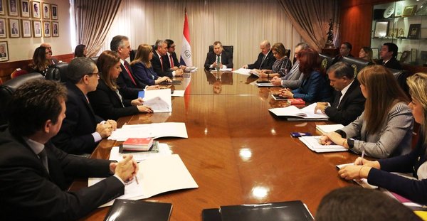 Se conforma equipo de trabajo interinstitucional para abordar crisis penitenciaria | .::Agencia IP::.