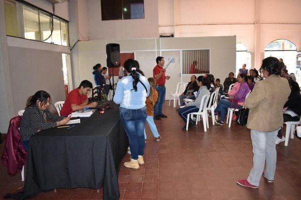Entregan tarjetas a beneficiarios de Tekoporã - Digital Misiones