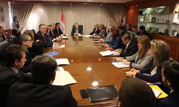 Conforman equipo de trabajo interinstitucional para abordar crisis penitenciaria