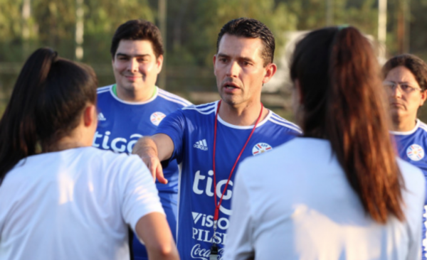 HOY / Nuevos ensayos, con lista definida