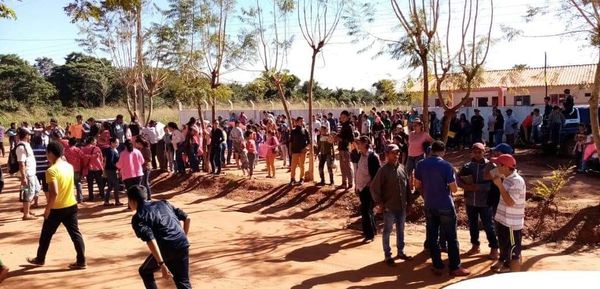 Canindeyú: Toman puesto de Salud y reclaman falta de médicos