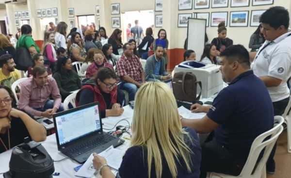 Extranjeros tienen la oportunidad de estudiar legalmente en Paraguay