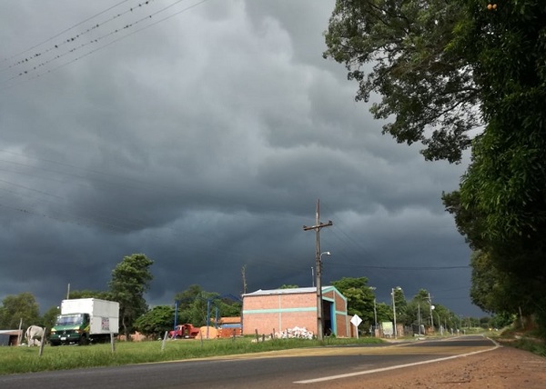 Emiten alerta por tiempo severo para varios departamentos