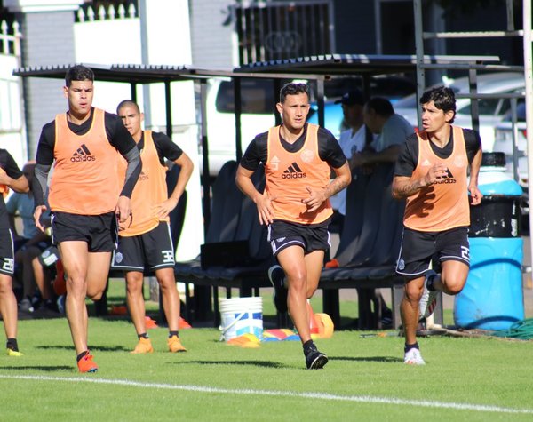 Olimpia juega un amistoso ante San Lorenzo