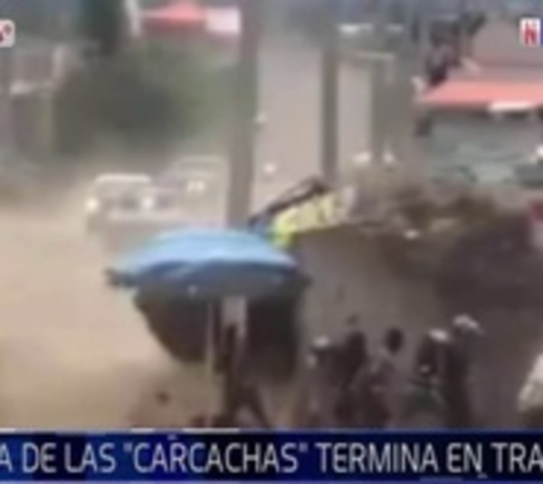 Accidente en 'la carrera de las carcachas' deja dos muertos - Paraguay.com