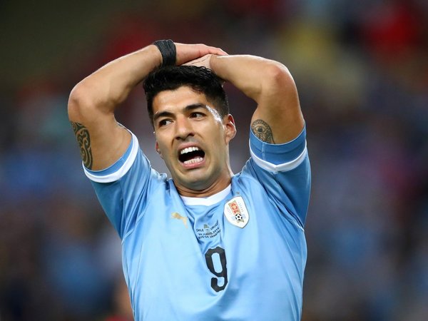 El insólito reclamo de Suárez que da vuelta al mundo