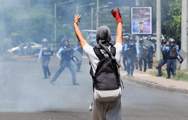 Militares hondureños abren fuego contra estudiantes - Internacionales - ABC Color
