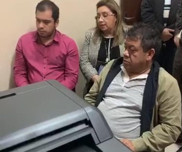 Miguel Prieto denuncia que avivados piden dinero a su nombre