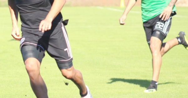 El campeón se moverá hoy en amistoso’i