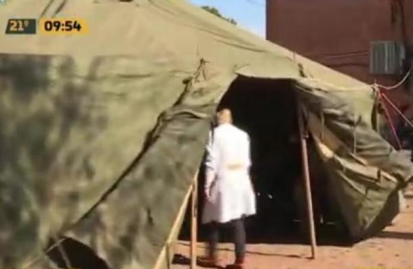 Atienden a pacientes bajo carpas en Hospital de Calle'i - C9N