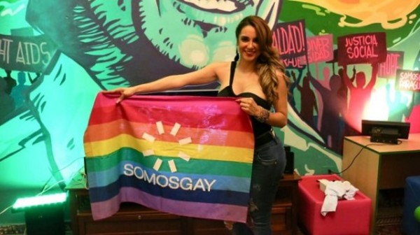 Vivi Figueredo es la madrina de la parada Gay en Paraguay