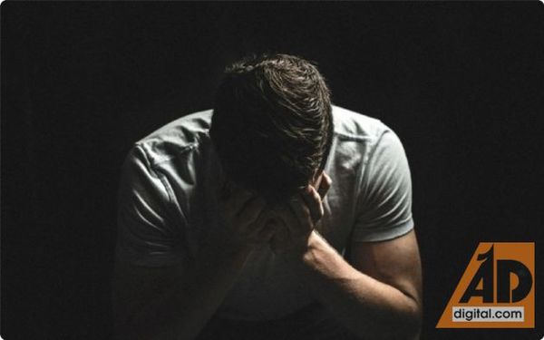 Joven con trastornos mentales queda sin medicamentos y agrede a sus padres