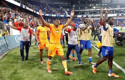 Haití sorprende y clasifica como líder - Deportes - ABC Color