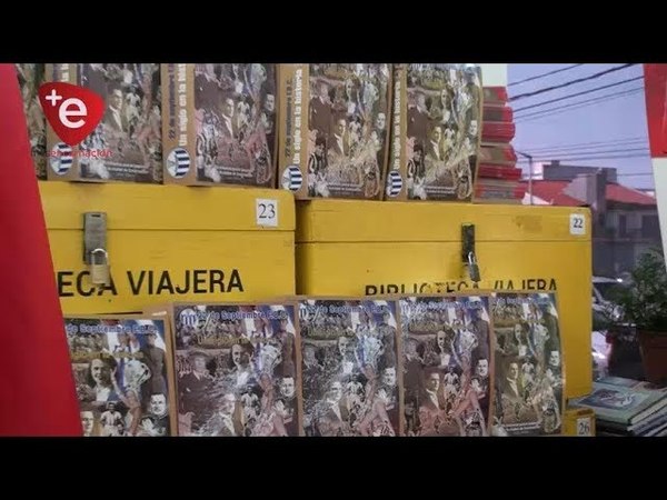 DONAN MATERIAL BIBLIOGRÁFICO DEL 22 DE SETIEMBRE A INSTITUCIONES EDUCATIVAS DE ITAPÚA