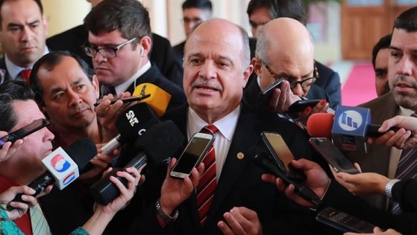 Titular de la UIP minimiza impacto del "impuestazo"