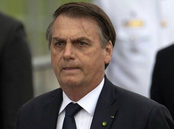 Bolsonaro revoca decretos que flexibilizaban tenencia y porte de armas