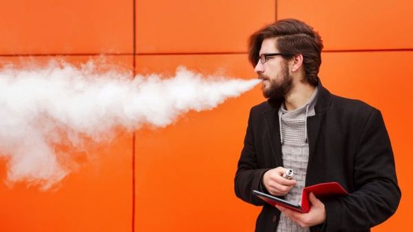 San Francisco pone la cruz a los 'vape' | Noticias Paraguay