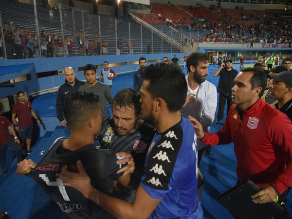 La sanción a Cerro por los incidentes en el juego ante San Lorenzo