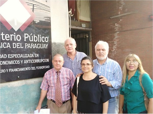 Suman denuncias en contra de Benigno López