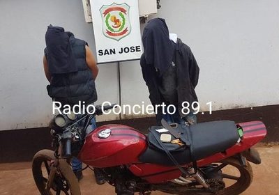 Caen supuestos motochorros tras persecución