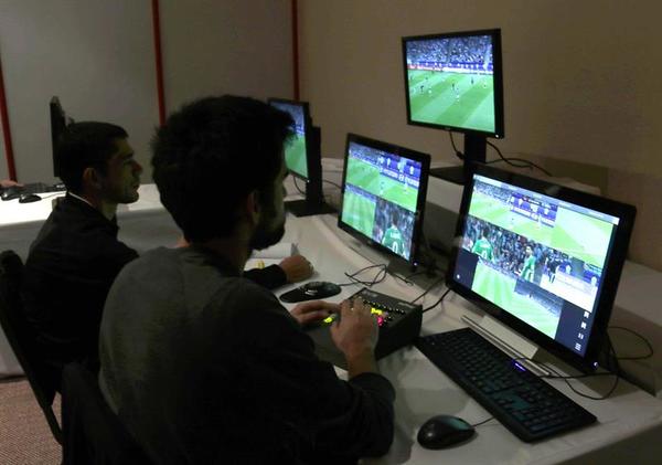"El VAR va a matar al fútbol" » Ñanduti