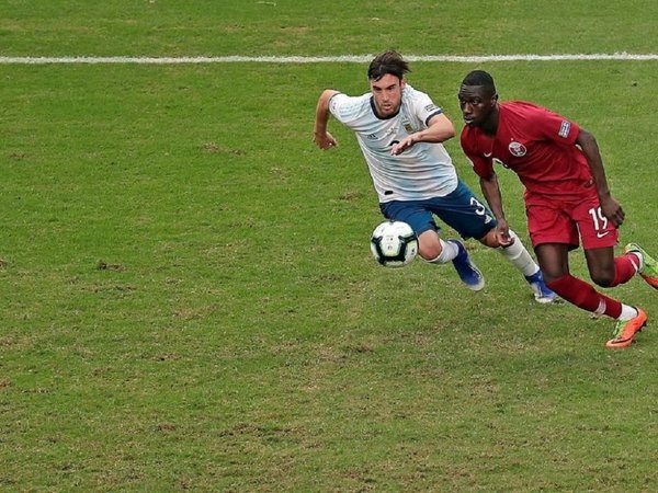 El césped del Arena do Gremio sigue en cuarentena antes del Brasil-Paraguay