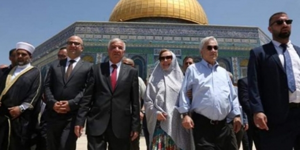 Israel critica a Piñera por visitar Explanada de las Mezquitas con autoridades palestinas | .::Agencia IP::.