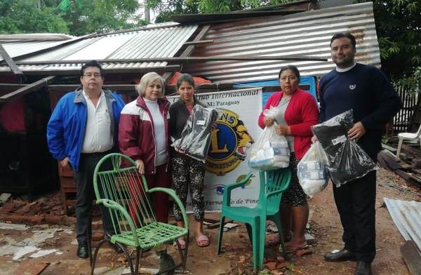 Ciudadanía acerca ayuda solidaria a mujer desalojada | Radio Regional 660 AM