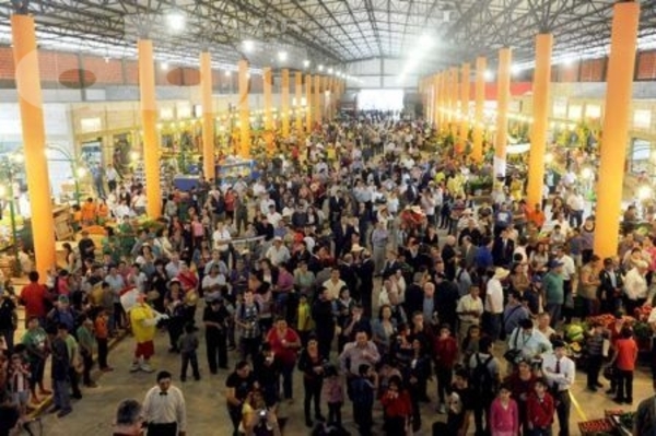 Abasto Norte celebra séptimo aniversario con crecimiento y proyecciones positivas - Edicion Impresa - ABC Color