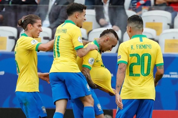 Brasil, 13 partidos sin derrotas - Deportes - ABC Color
