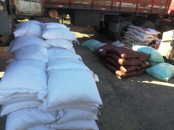 Incautan 15 toneladas de productos de contrabando - Nacionales - ABC Color