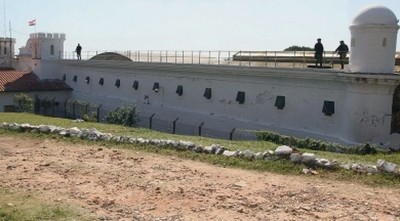 Por superpoblación carcelaria cierran dos penitenciarías - .::RADIO NACIONAL::.