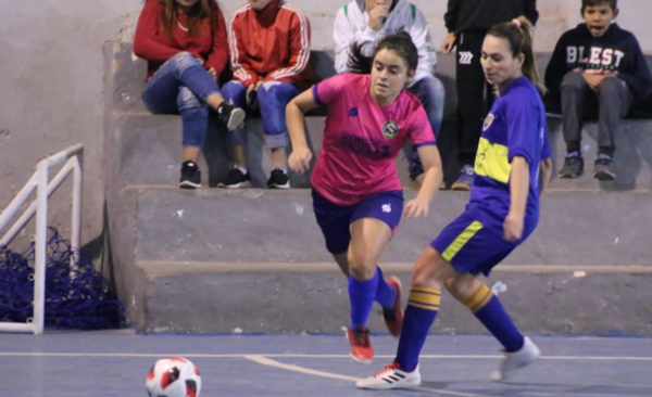 HOY / Dos punteros en el campeonato de futsal femenino